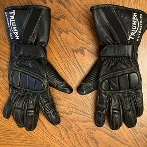 Leather men’s Triumph motorcycle gloves